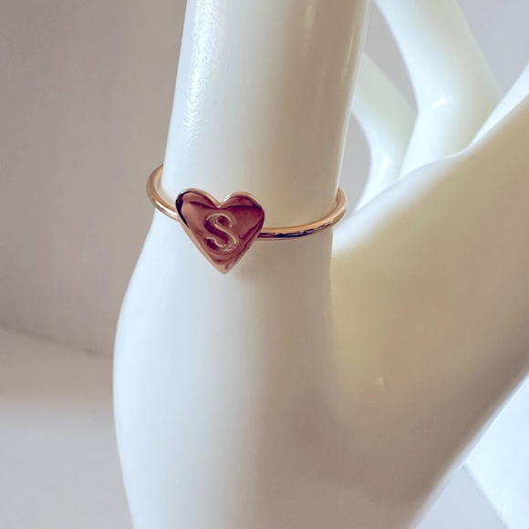 Gold tone boho ring set all different sizes layering rings 4 total - Picture 4 of 6